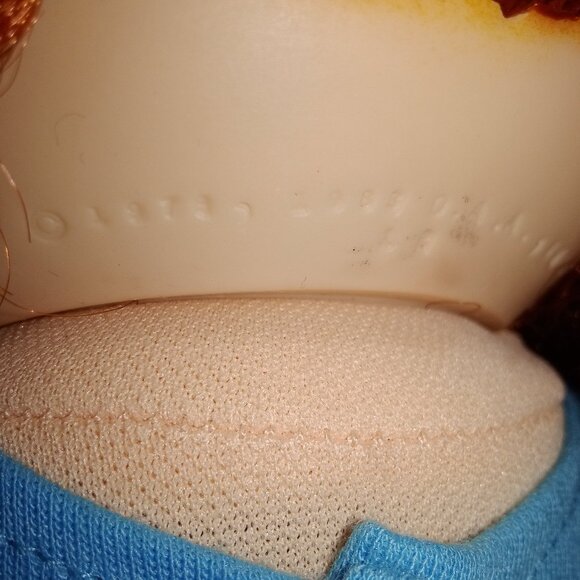 Cabbage Patch Doll/Red Cornsilk - Picture 10 of 11